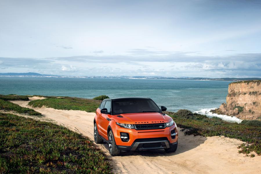  Land Rover Range Rover Evoque Autobiography Dynamic 2014 года  (фото 16 из 35)